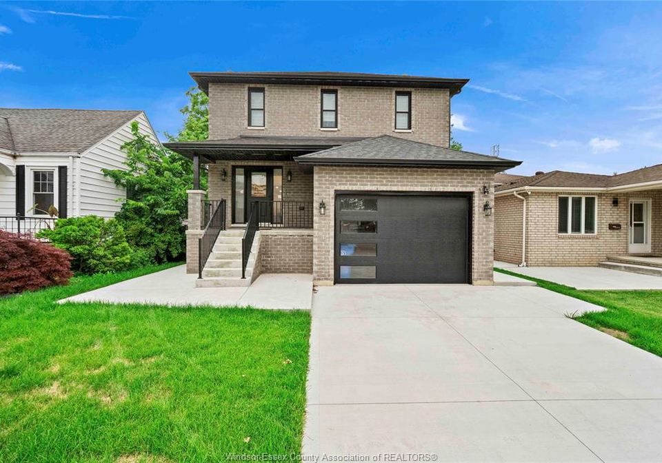 1019-glidden-windsor-ontario-26019218