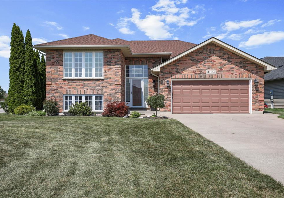 4026-applewood-drive-petrolia-ontario-26019221