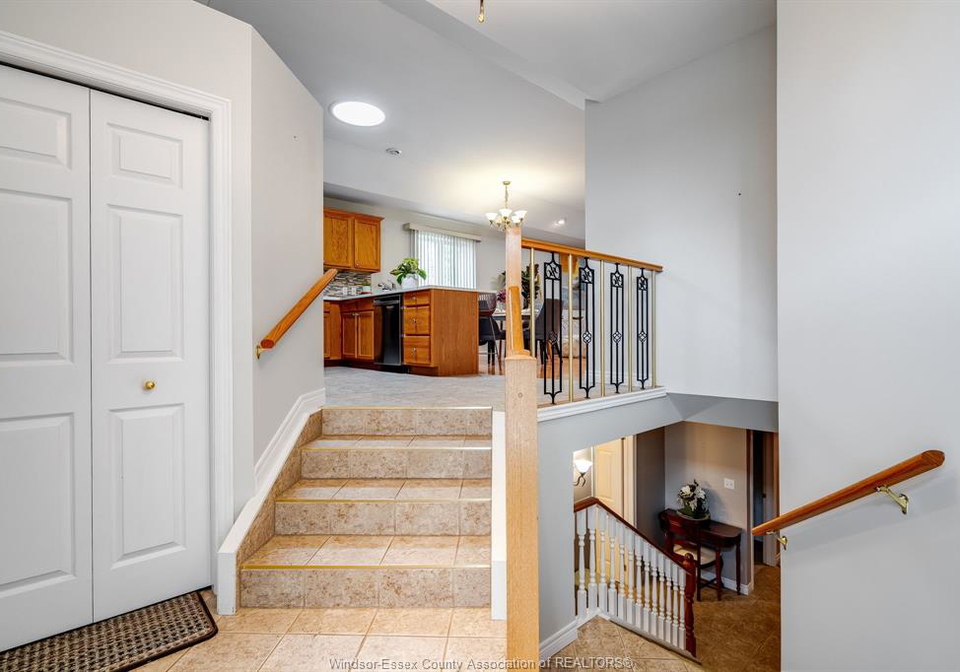 97-theresa-trail-leamington-ontario-26019223