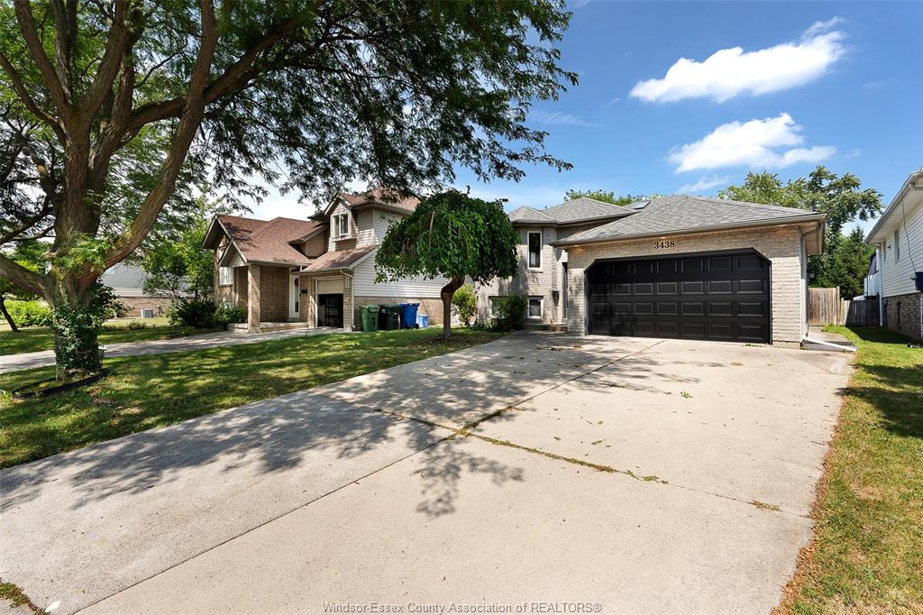 3438-treeline-court-windsor-ontario-26019226
