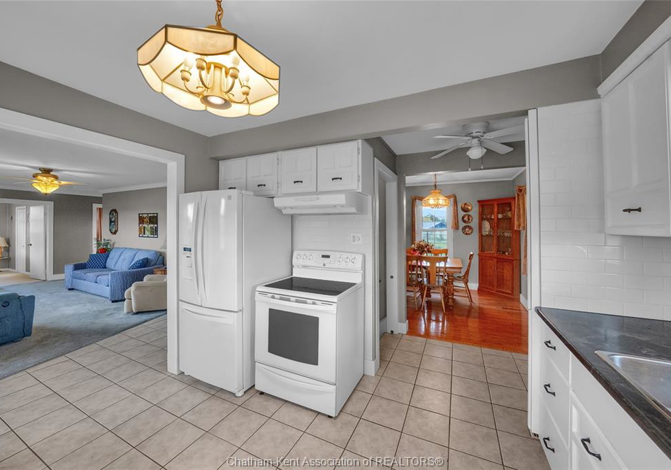 637-wilkesport-line-sombra-ontario-26019233