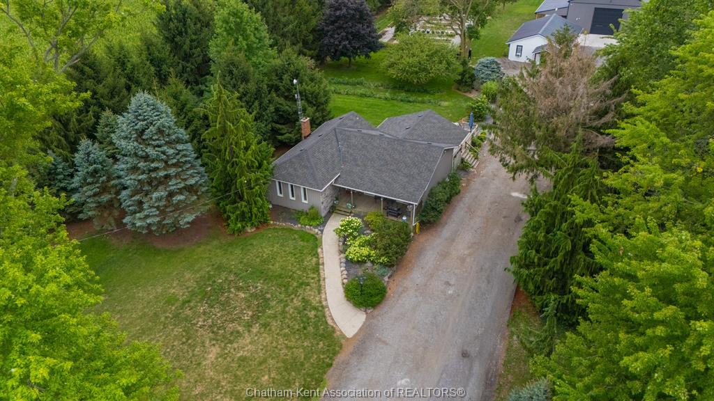 23596-centre-sideroad-chatham-township-ontario-26019246