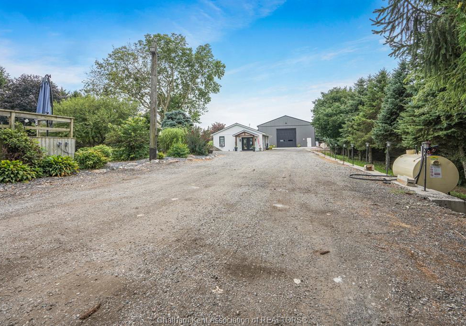 23596-centre-sideroad-chatham-township-ontario-26019246