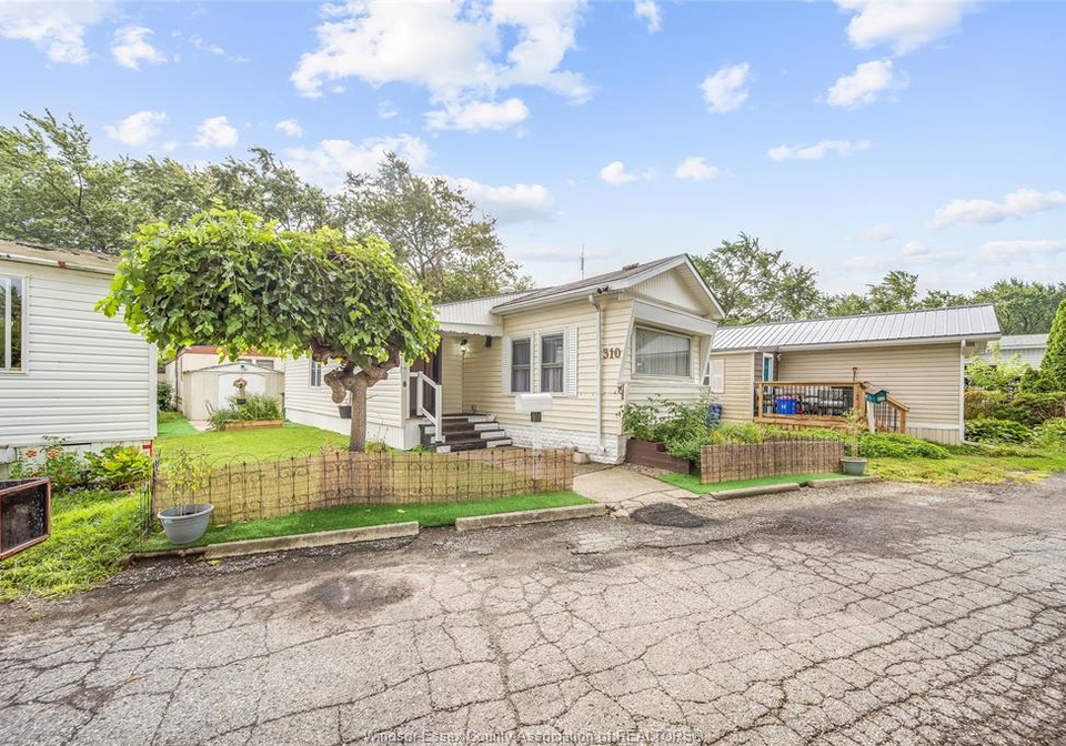 310-pompano-avenue-windsor-ontario-26019251