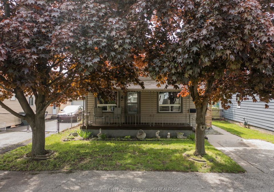 623-edinborough-windsor-ontario-26019261