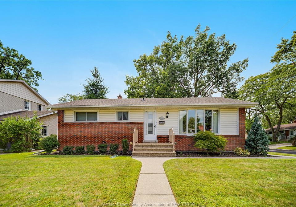 3665-randolph-avenue-windsor-ontario-26019265