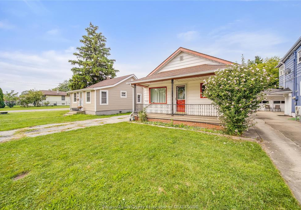 2669-parent-avenue-windsor-ontario-26019277