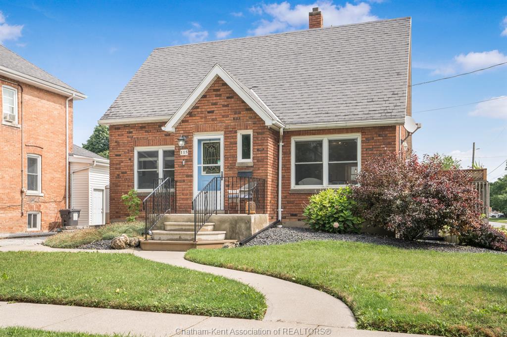 115-ursuline-avenue-chatham-ontario-26019278