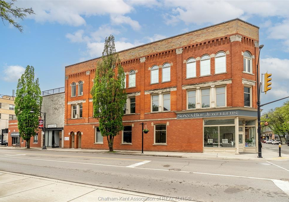138-king-street-west-chatham-ontario-26019298