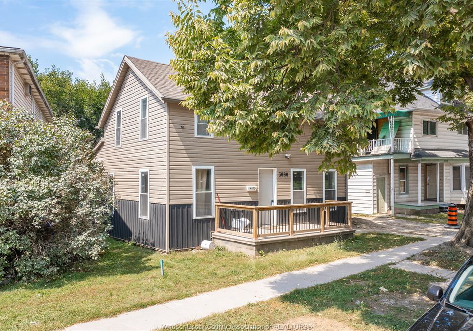 3080-sandwich-street-windsor-ontario-26019308