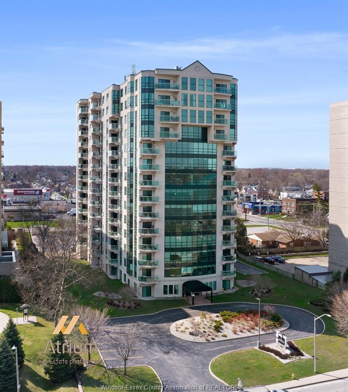 4789-riverside-drive-east-windsor-ontario-26019321