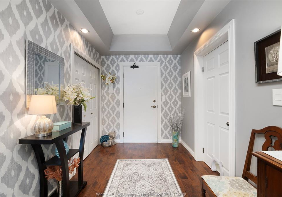 4789-riverside-drive-east-windsor-ontario-26019321