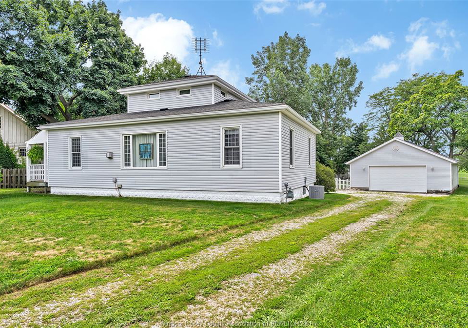 509-county-road-34-west-kingsville-ontario-26019331
