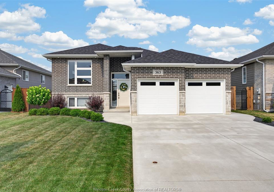 363-lavers-amherstburg-ontario-26019334