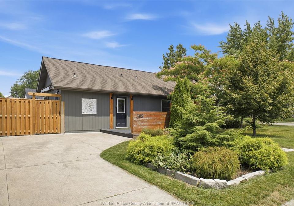 395-brighton-road-tecumseh-ontario-26019336