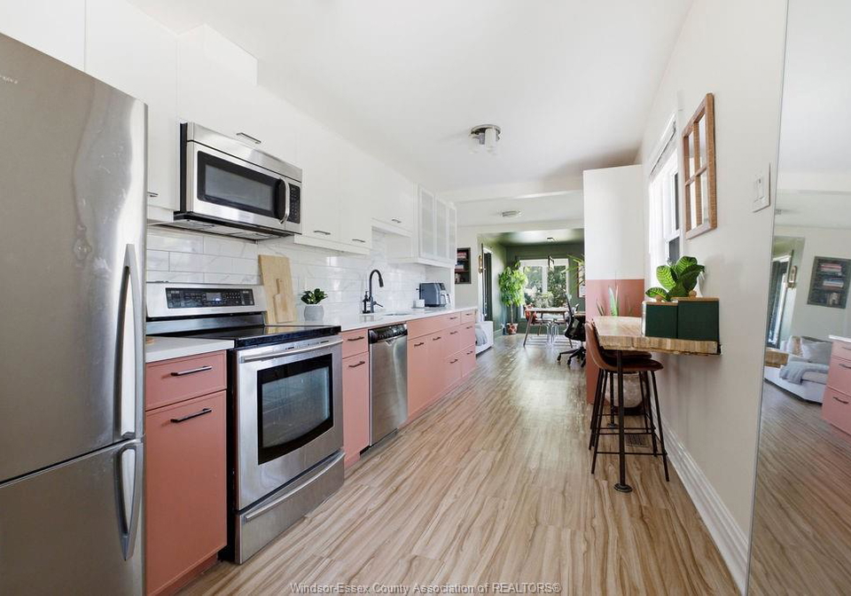 395-brighton-road-tecumseh-ontario-26019336