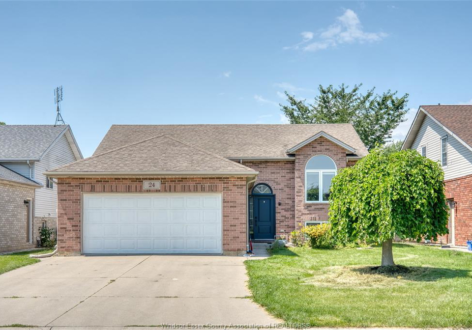 24-briarwood-essex-ontario-26019337