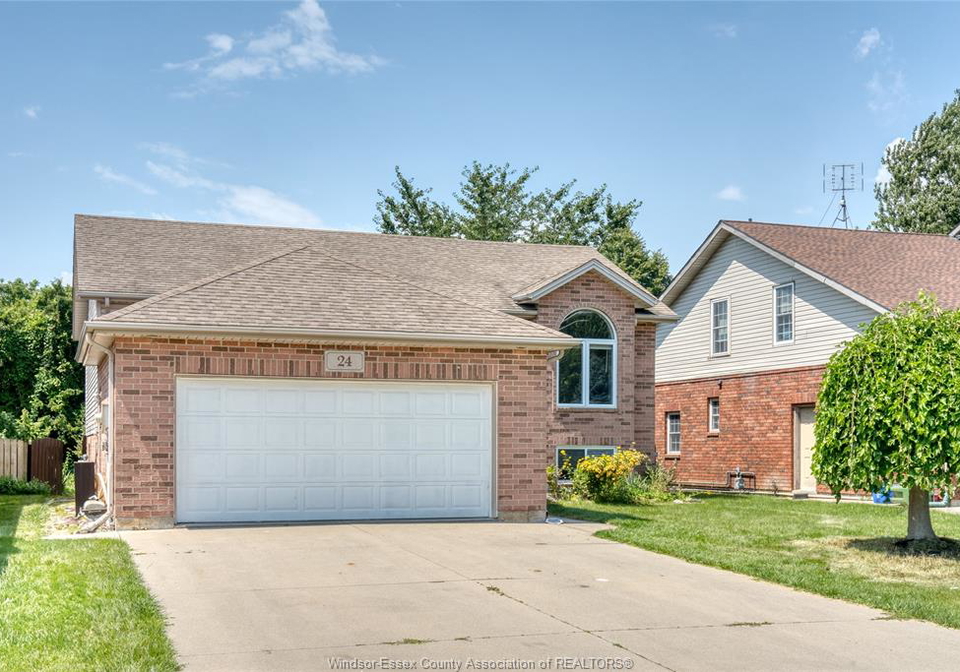 24-briarwood-essex-ontario-26019337