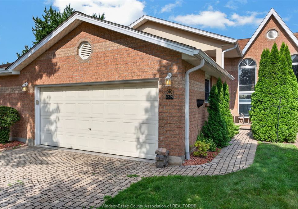 4629-eagle-crescent-windsor-ontario-26019349
