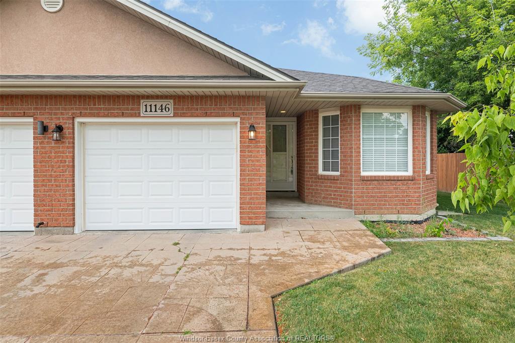 11146-firgrove-windsor-ontario-26019353
