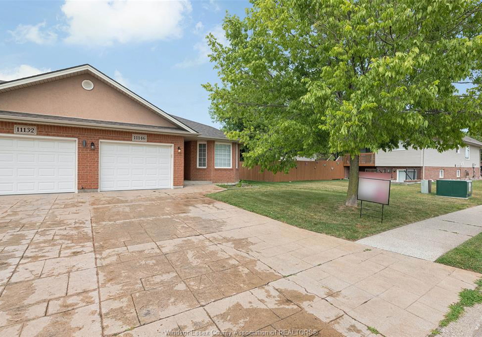 11146-firgrove-windsor-ontario-26019353
