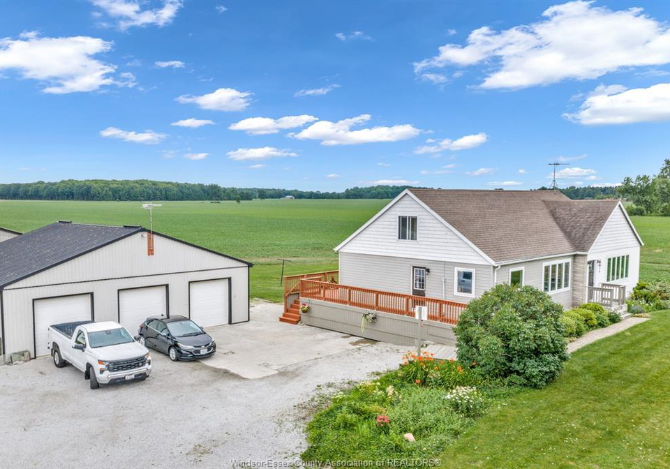 1226-puce-road-lakeshore-ontario-26019357