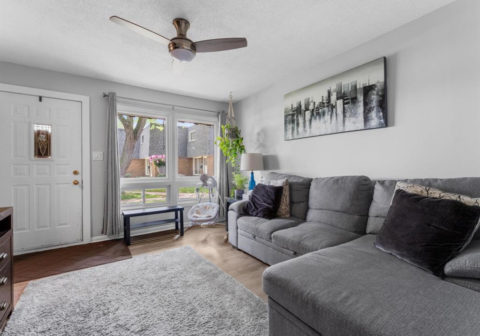 256-victoria-street-south-amherstburg-ontario-26019373