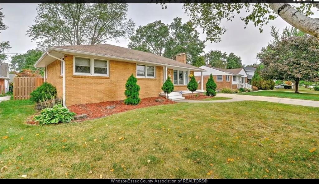 3087-avondale-avenue-windsor-ontario-26019385