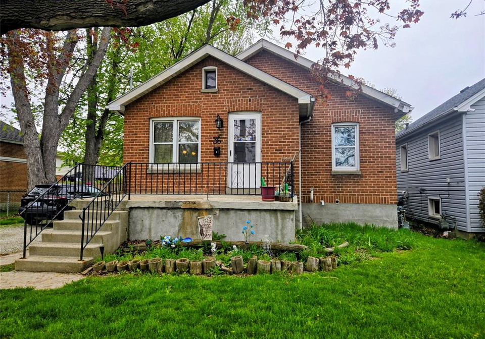 36-mcnaughton-avenue-e-chatham-ontario-26019393