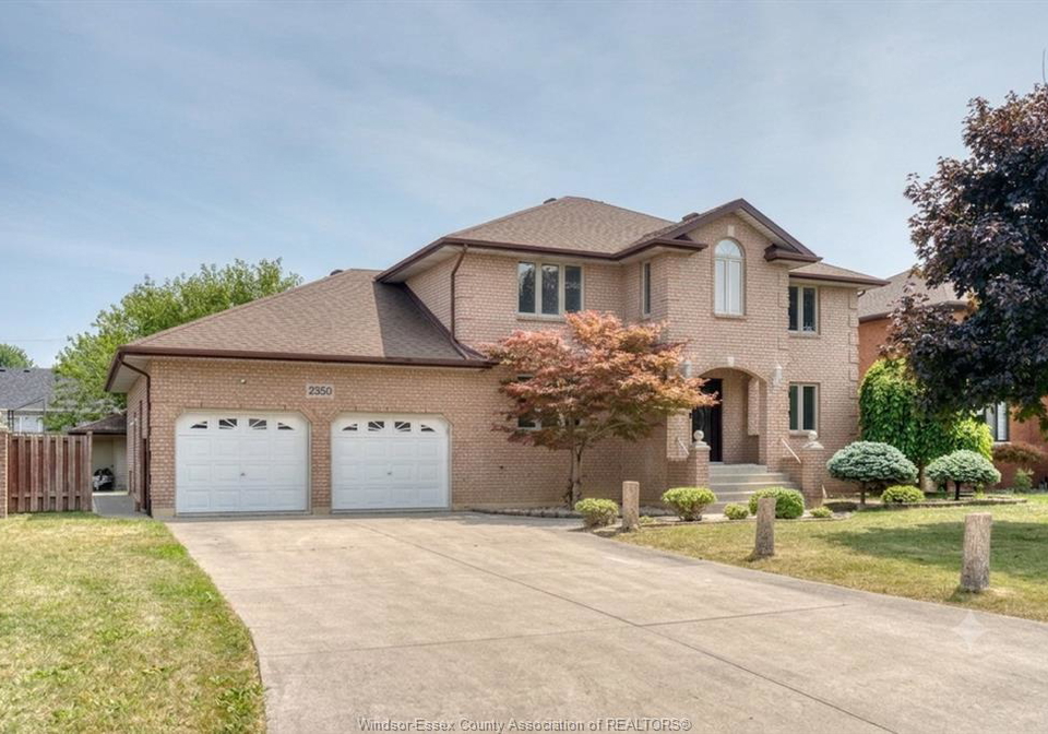 2350-docherty-drive-tecumseh-ontario-26019403