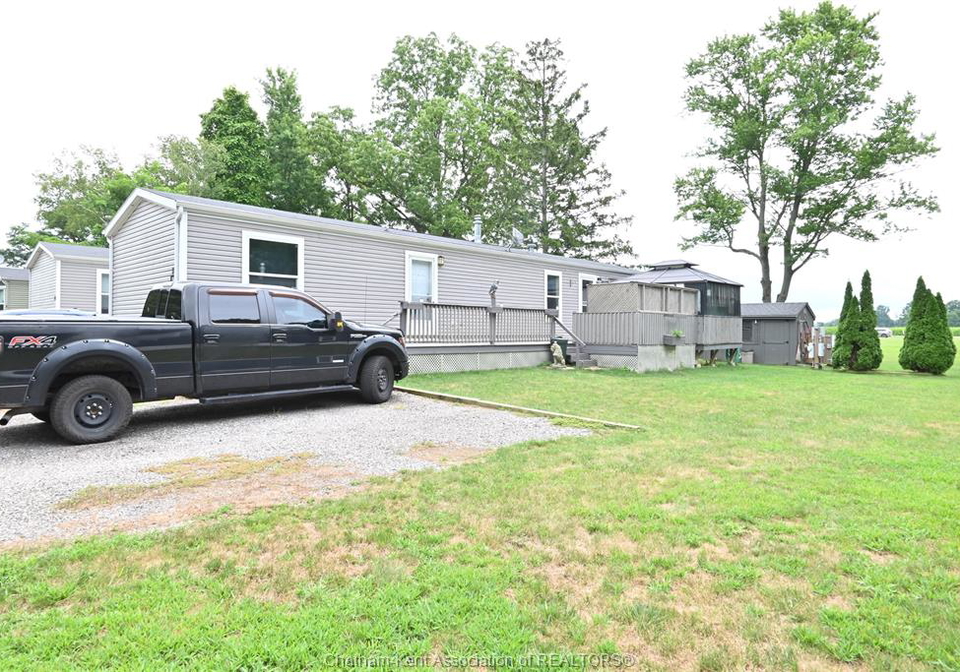 15895-longwoods-road-zone-township-ontario-26019404