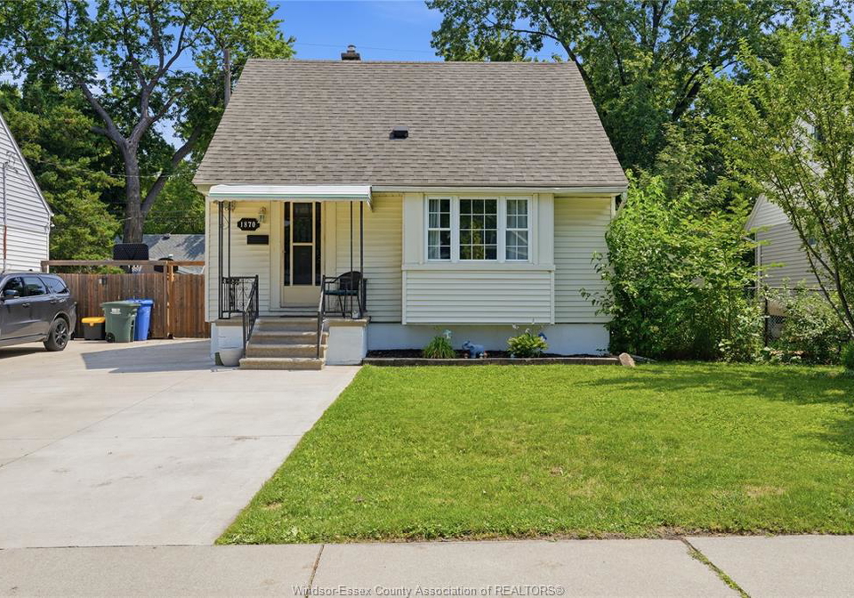 1870-francois-road-windsor-ontario-26019406