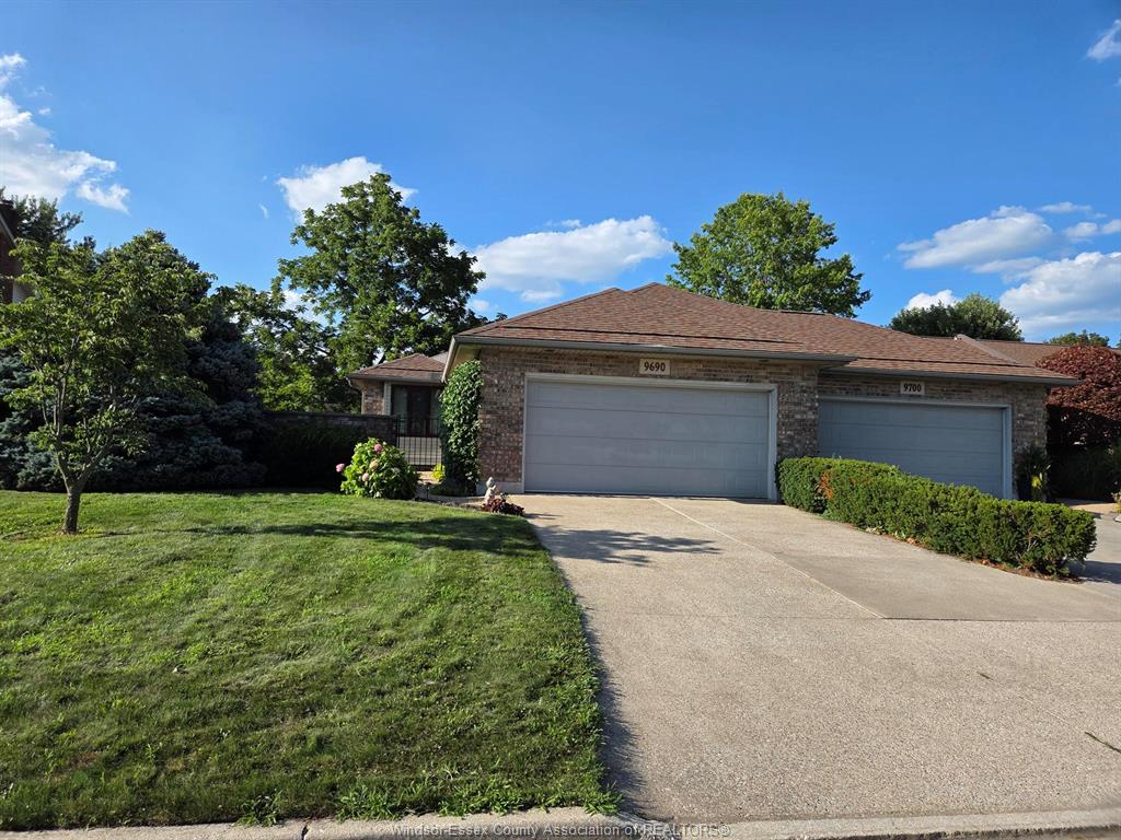 9690-menard-street-windsor-ontario-26019411