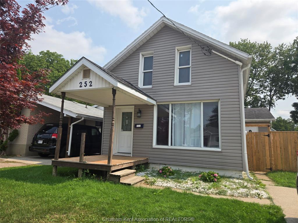 252-selkirk-street-chatham-ontario-26019423