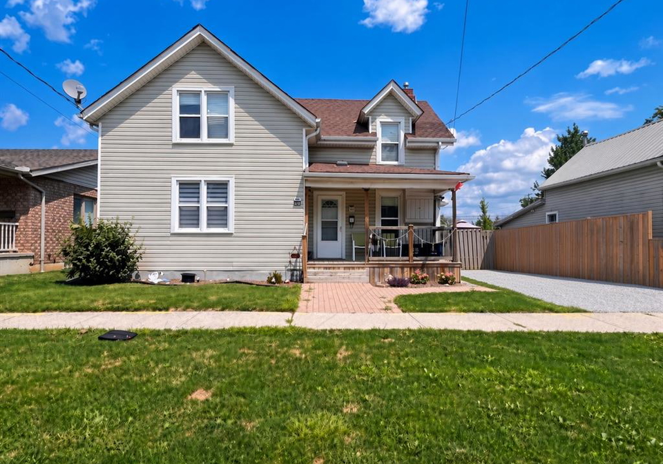 41-woods-street-chatham-ontario-26019424