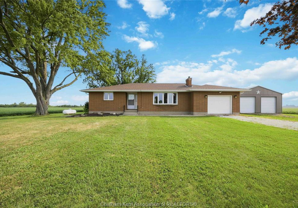 26193-st-clair-street-chatham-ontario-26019431