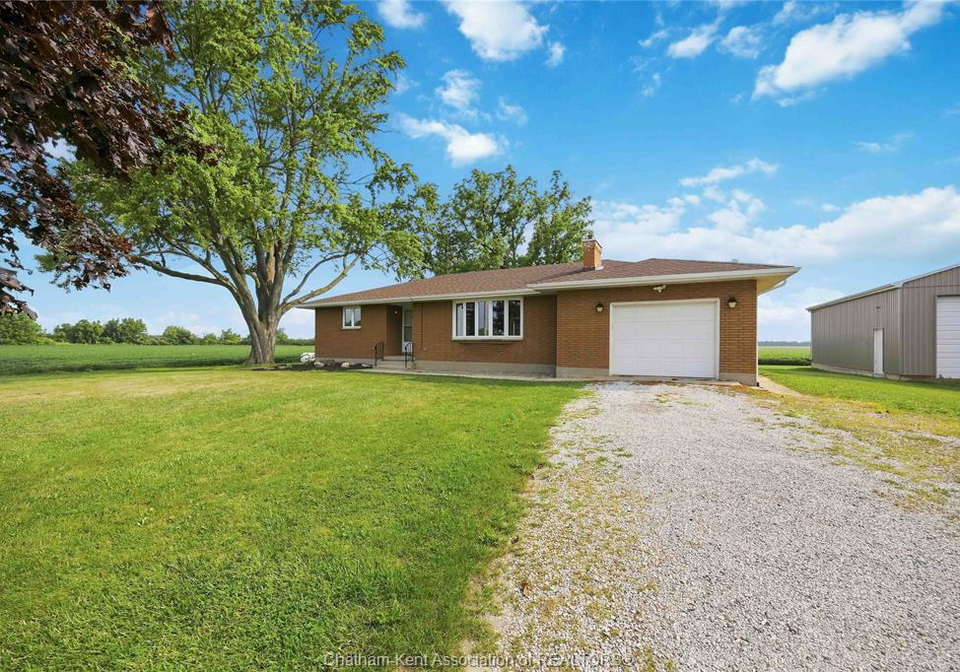 26193-st-clair-street-chatham-ontario-26019431