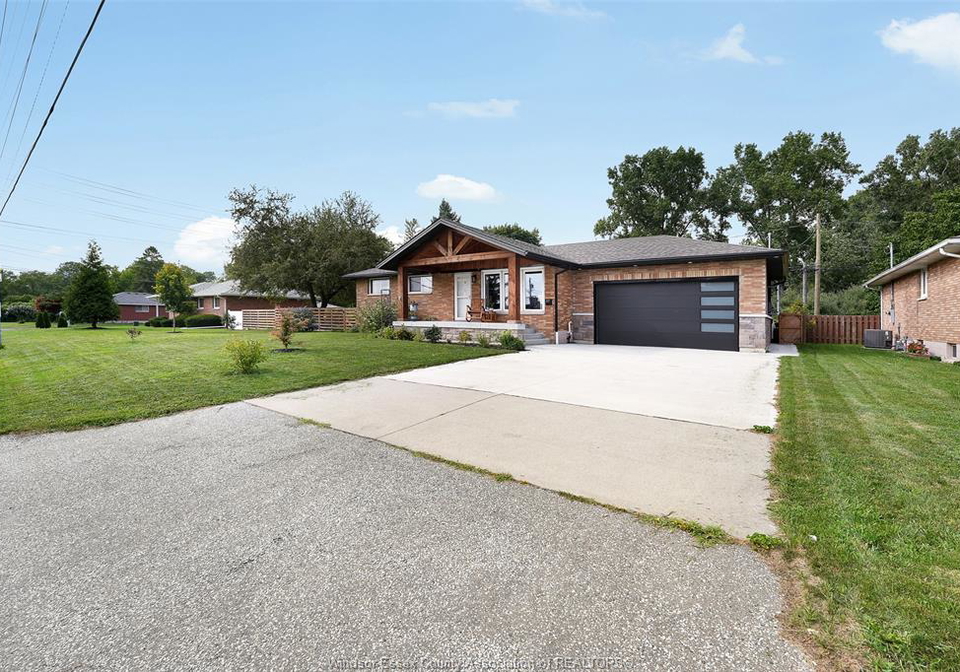 2020-todd-lane-lasalle-ontario-26019439