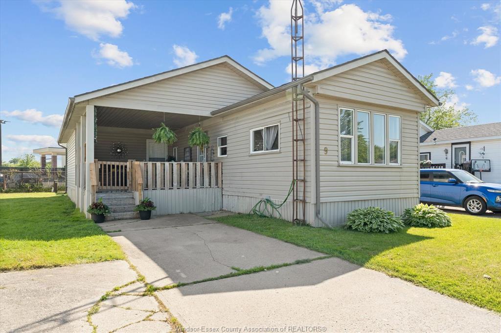 9-parkside-mcgregor-ontario-26019446