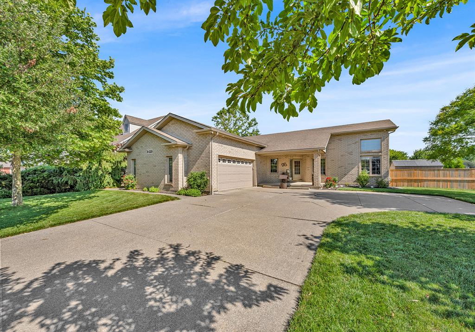 229-st-peter-street-belle-river-ontario-26019449