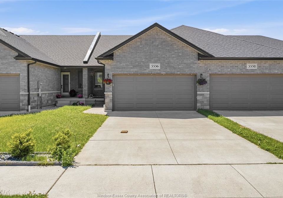 3556-hallee-crescent-windsor-ontario-26019451