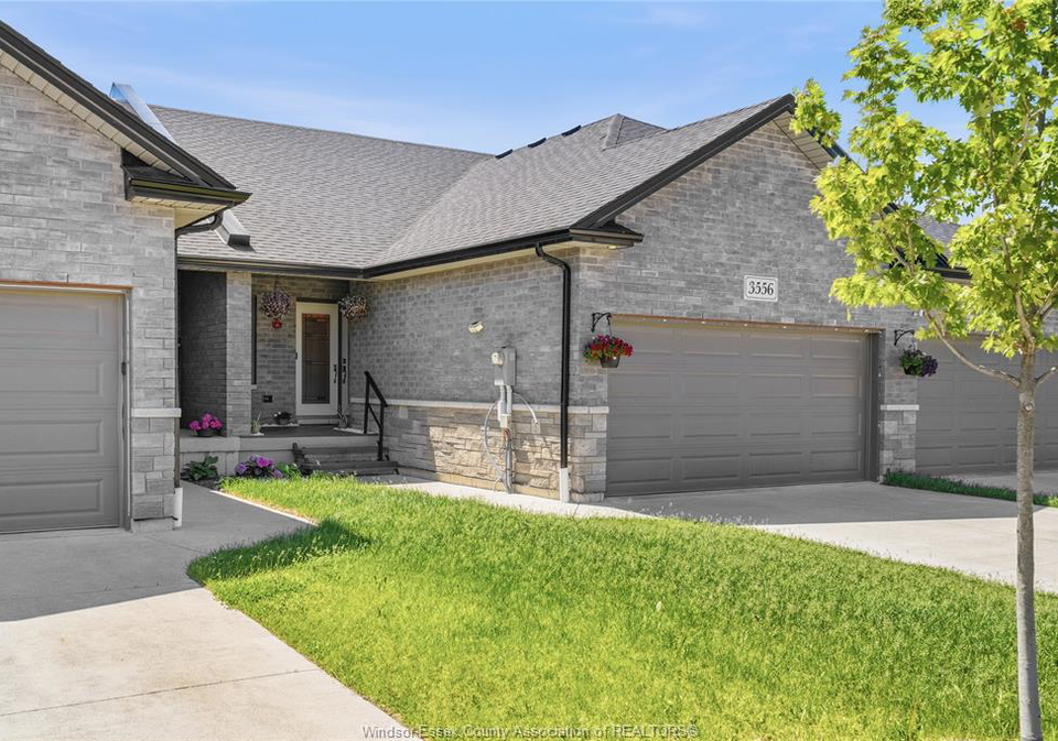 3556-hallee-crescent-windsor-ontario-26019451