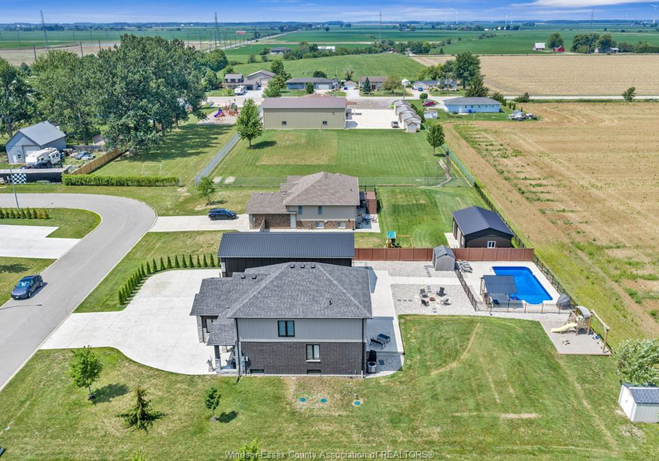 1512-sunnyside-court-staples-ontario-26019461