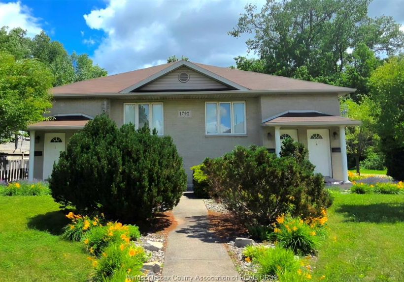 1792-northway-windsor-ontario-26019473