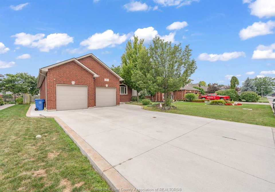 77-whelan-drive-amherstburg-ontario-26019480
