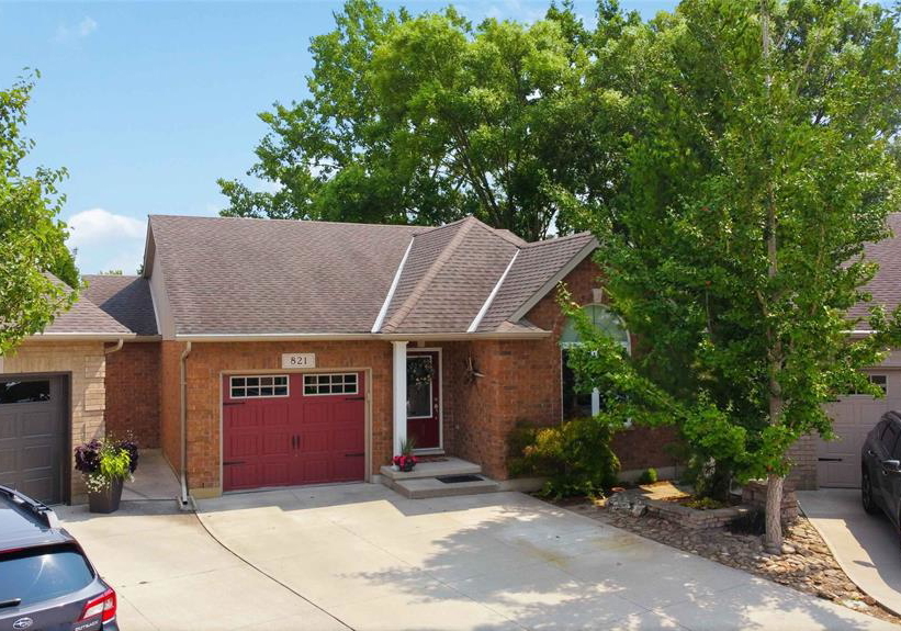 821-carriage-way-sarnia-ontario-26019497