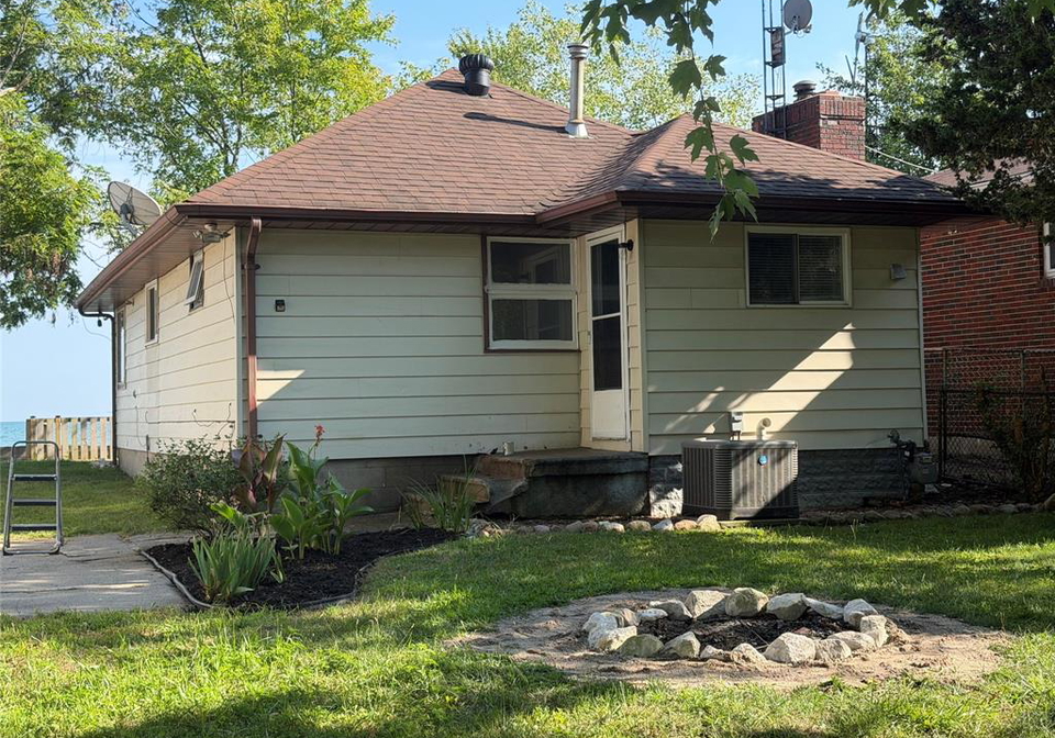 1437-heritage-road-kingsville-ontario-26019500