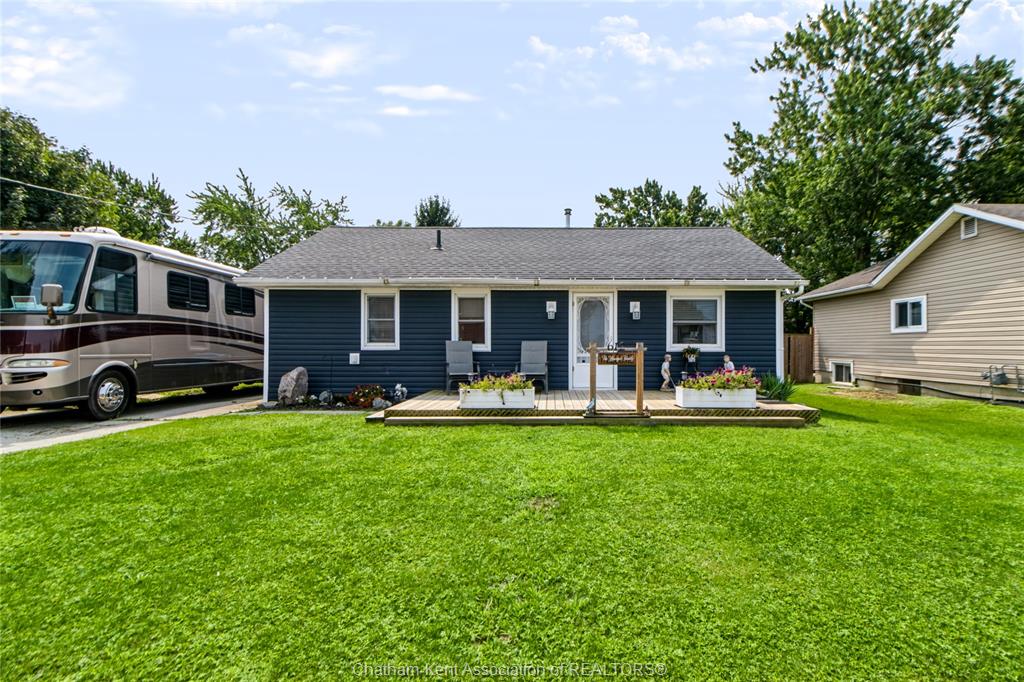 612-simcoe-street-warwick-watford-ontario-26019502