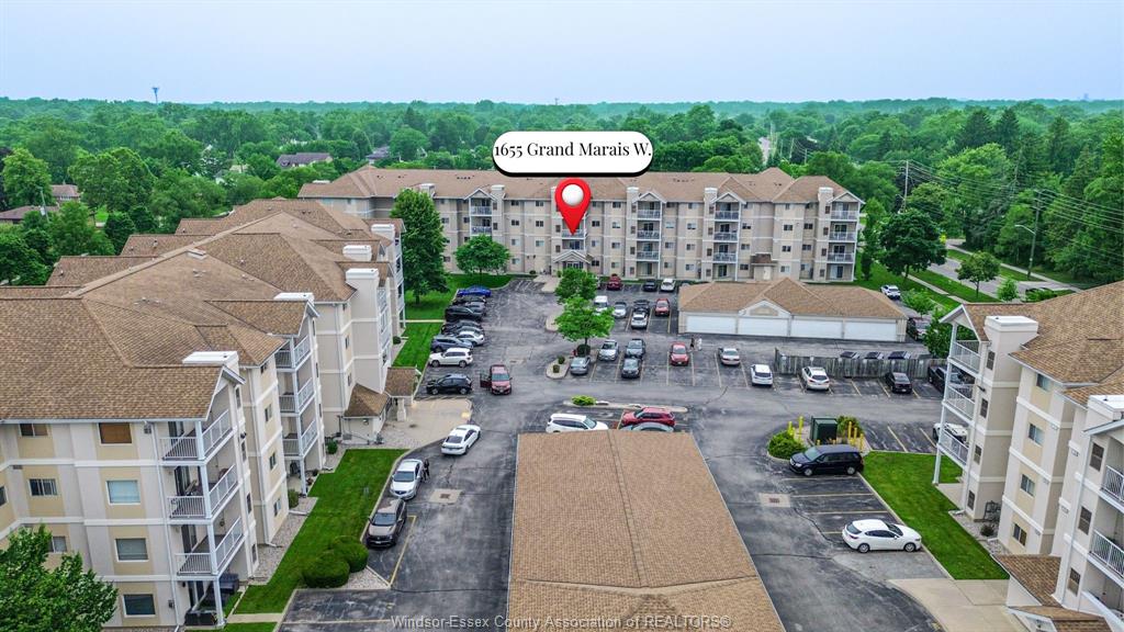 1655-grand-marais-windsor-ontario-26019513