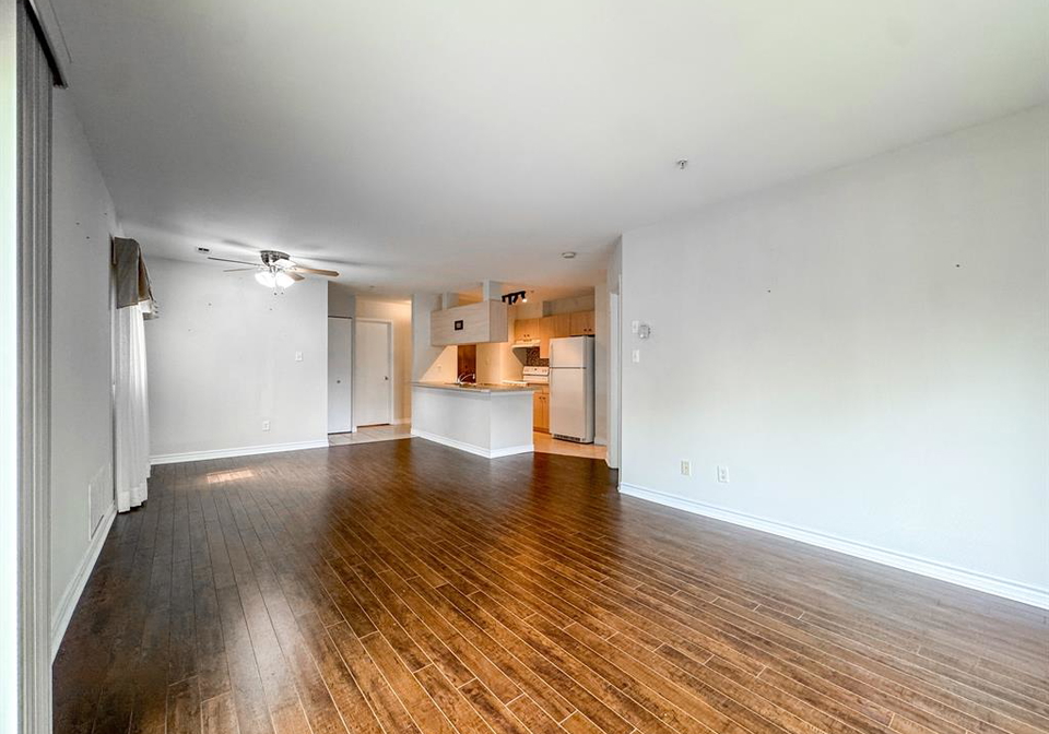 1655-grand-marais-windsor-ontario-26019513
